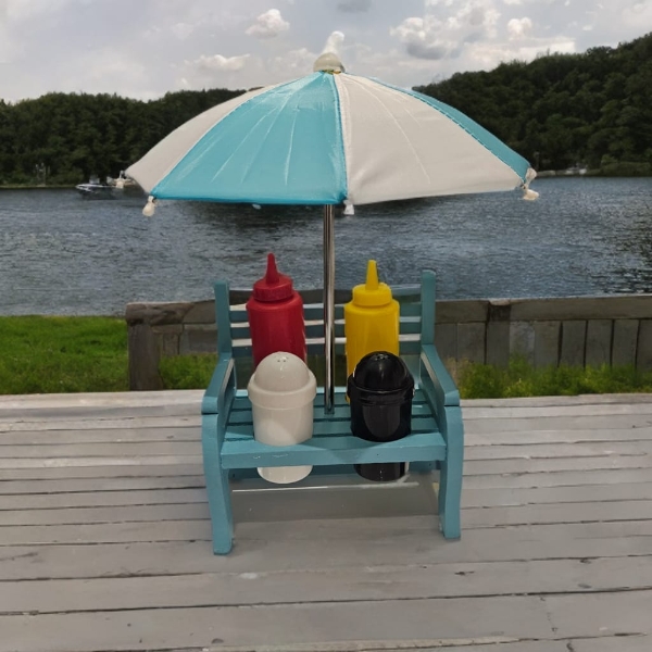 OUTDOOR WOODEN MINI GARDEN BENCH PICNIC BBQ TABLE CONDIMENT SALT PEPPER SHAKER HOLDER STAND