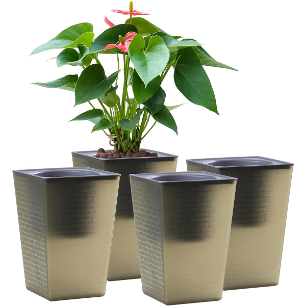 OLIZ SELF WATERING PLANTER 4 PIECES (NEW)
