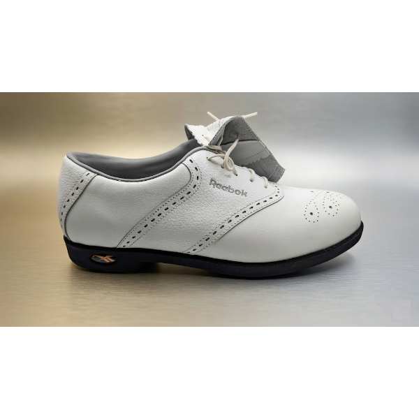 REEBOK WOMEN'S VINTAGE GOLF SHOES (SIZE US 8.5) -N