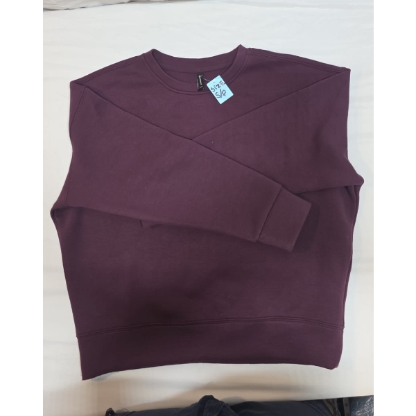 LAZYPANTS CREW NECK SWEATSHIRTS S/P (SLIGHTLY USED)