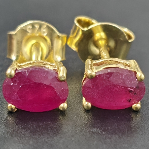 GOLD PLATED VIBRANT OVAL RUBY STUD EARRINGS