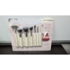 Image 2 : Haleys Signature Makeup Tools Set