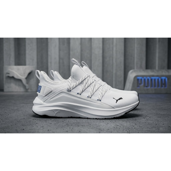 PUMA RUNNING SHOE - SIZE 8