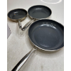 Image 2 : TRAMONTINA 3 PIECE STAINLESS STEEL CERAMIC NON-STICK SKILLET SET -U