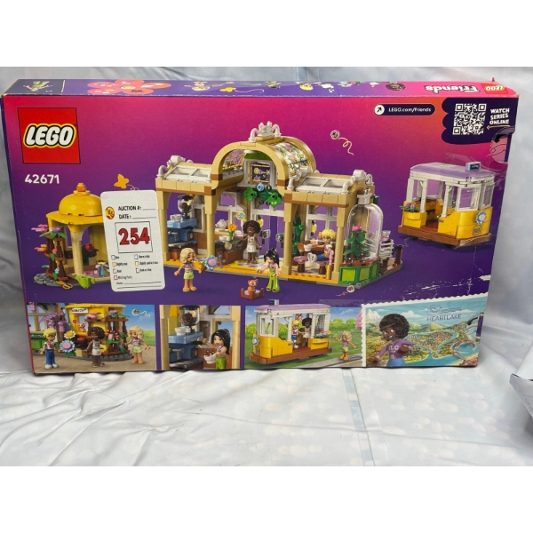 LEGO® Friends 42671 Plant Café & Flower Shop (SLIGHTLY USED, MISSING PARTS)