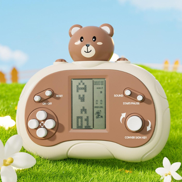 HANDHELD RETRO GAME DEVICE