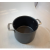 Image 2 : KIRKLAND SIGNATURE HARD-ANODIZED NON-STICK COOKWARE -U