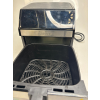Image 3 : GOURMIA 7.6 L (8 QT.) DIGITAL AIR FRYER WITH TOUCHSCREEN CONTROLS -UNB