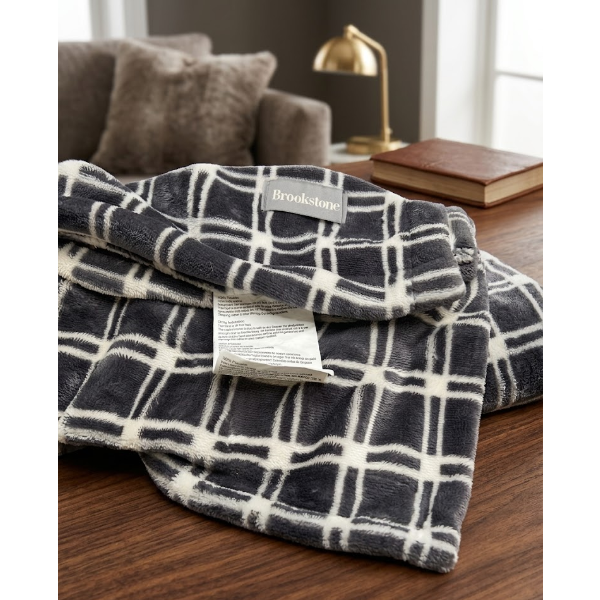 BROOKSTONE HEATED THROW (USED, SOLD AS BLANKET)