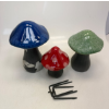 Image 2 : MULLALLY CERAMIC GARDEN MUSHROOMS -U