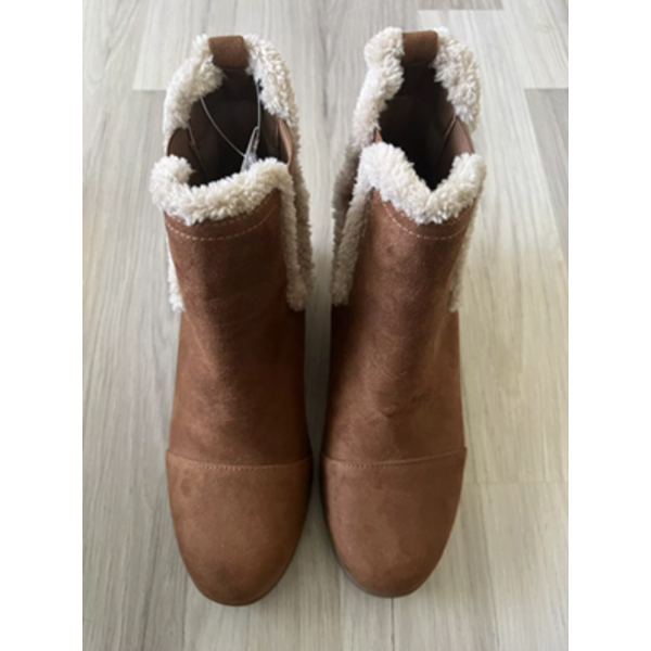 NEW MAURICES CAROLINE COGNAC BOOTIE (SIZE-8)