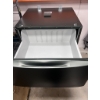 Image 3 : Electrolux 15-inch Laundry Pedestal with Storage Drawer in Titanium