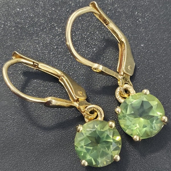 ROUND-CUT GREEN PERIDOT/PRASIOLITE GOLD-PLATED TONE DANGLE LEVERBACK EARRINGS