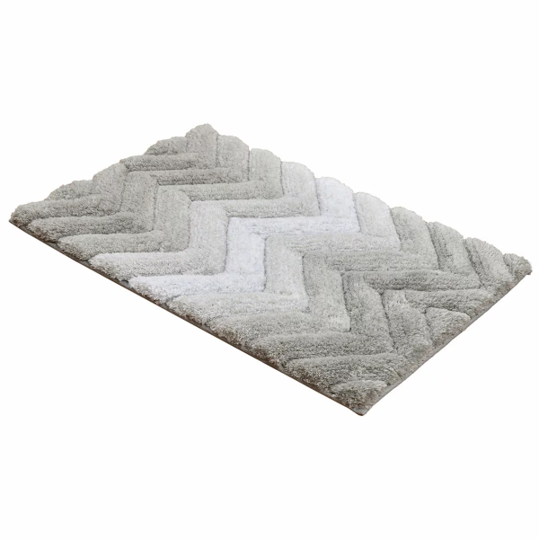 RIVIERA HOMES CHEVRON BATH MAT 36X22 (SLIGHTLY USED)