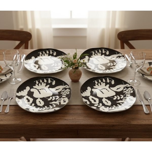 4 PCS DINNER PLATES (SET)