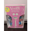 Image 2 : VENUS SENSITIVE WOMEN'S DISPOSABLE RAZORS, 15-COUNT