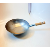 Image 2 : TRADITIONAL CHINESE WOODEN HANDLE CARBON STEEL WOK STIRRING PAN COOKING PAN 14" -U