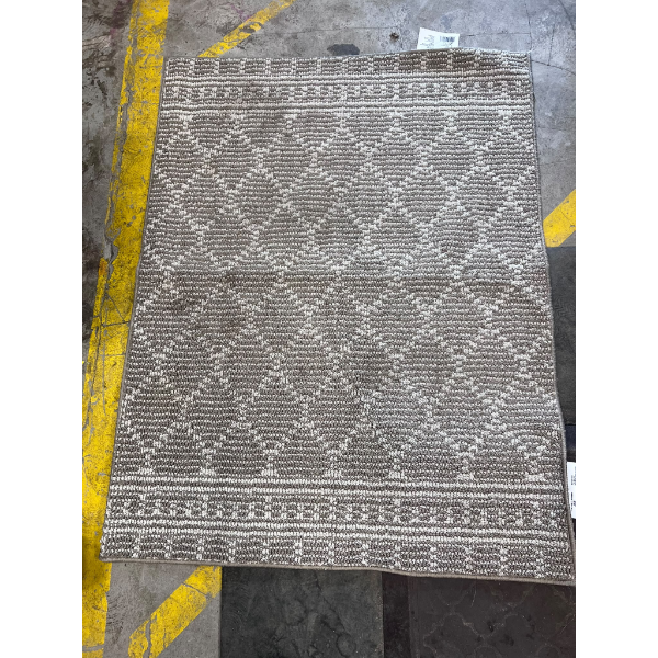 DIAMOND PATTERN WOOL RUG 46X35 -U