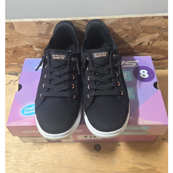 SKECHERS WOMEN’S BLACK SWIFT FIT SNEAKERS SIZE: 8 (SLIGHTLY USED)
