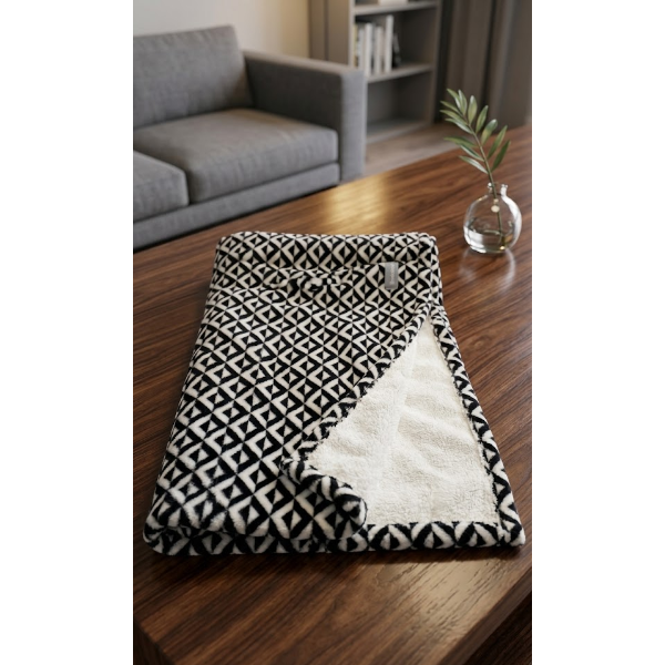 BROOKSTONE HEATED THROW (SLIGHTLY USED, NO BOX)