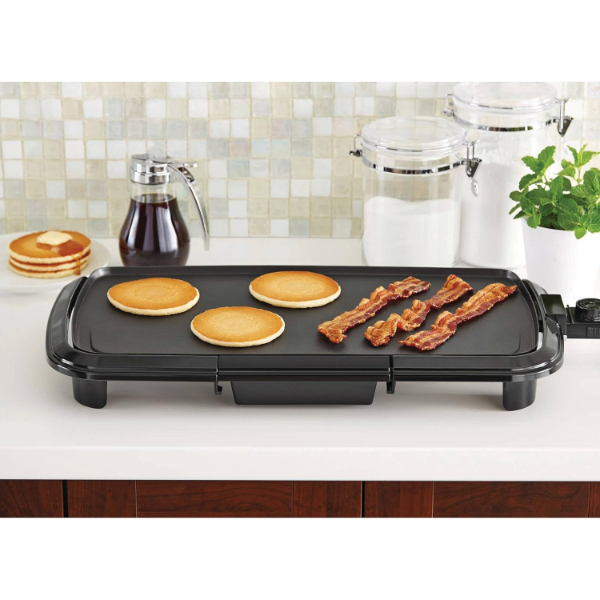 MAINSTAYS DISHWASHER-SAFE BLACK 20" GRIDDLE WITH ADJUSTABLE TEMPERATURE CONTROL 