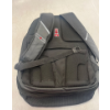 Image 4 : SWISS GEAR BACKPACK -UN BIT DAMAGE