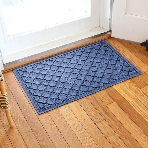 WATERHOG 23-IN X 35-IN NAVY NON-SLIP GRIP INDOOR OR OUTDOOR DOOR MAT