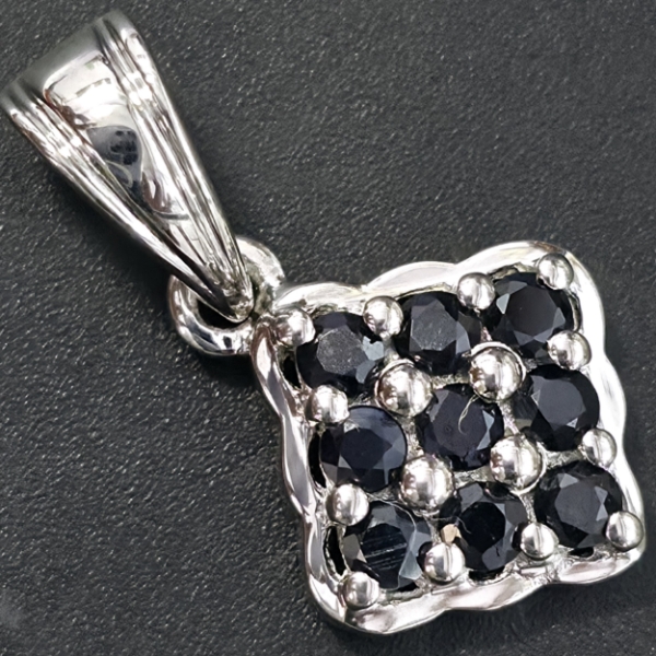 BLACK SAPPHIRE CLUSTER SQUARE PENDANT