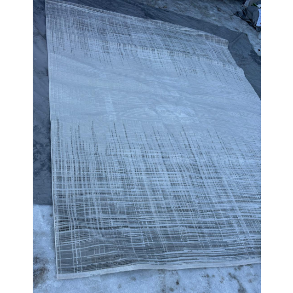 WESTMOUNT SOFT POLYESTER AREA RUG (SLIGHTLY USED)