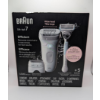 Image 2 : BRAUN SILK-ÉPIL 7 WIDE HEAD WET AND DRY EPILATOR, INCLUDES MINI TRIMMER AND POUCH -N