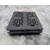 Image 2 : USED PLASTIC PALLETS (2 PCS) Note: Available for pickup in Edmonton only