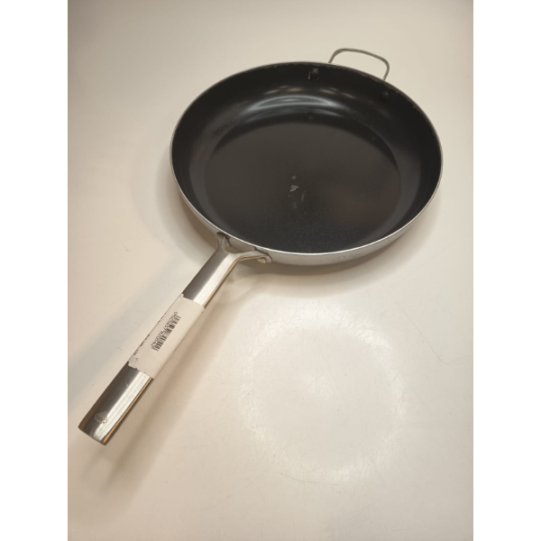 STAINLESS STEEL FRYING PAN (USED, NO BOX)