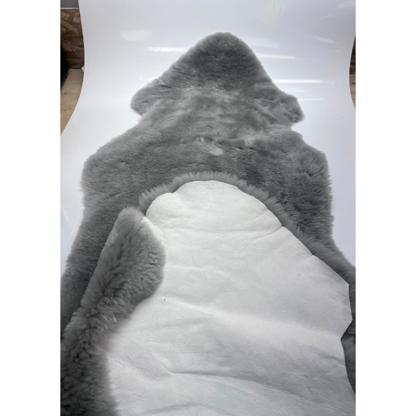  WINDWARD SHEEPSKIN RUG -N