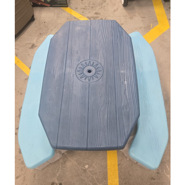 SUN & FUN PICNIC TABLE (SLIGHTLY USED)