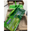 Image 2 : SWIFFER SWEEPER DRY + WET SWEEPING KIT (1 SWEEPER, 14 DRY CLOTHS, 6 WET CLOTHS) -U