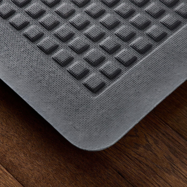 BETTER HOMES & GARDEN ANTI-FATIGUE UTILITY KITCHEN MAT (USED)