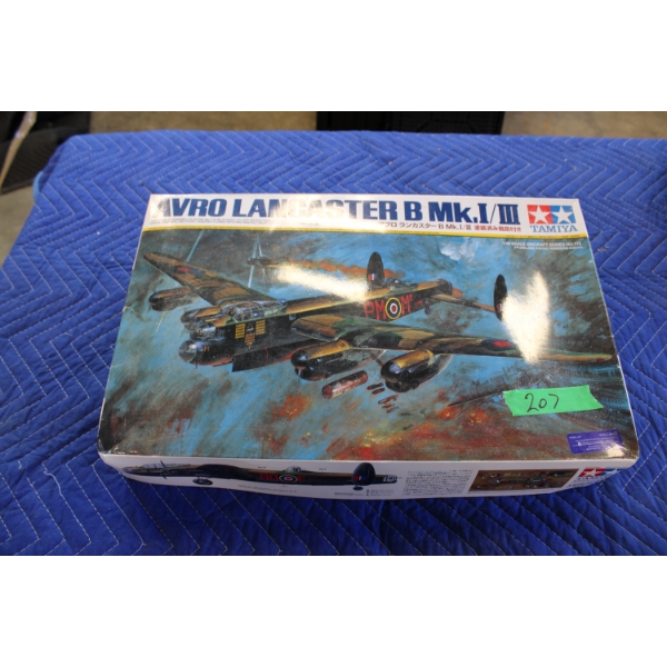 Tamiya 1:35 Scale Military Model Set  AVRO Lancaster B Mk.1/3