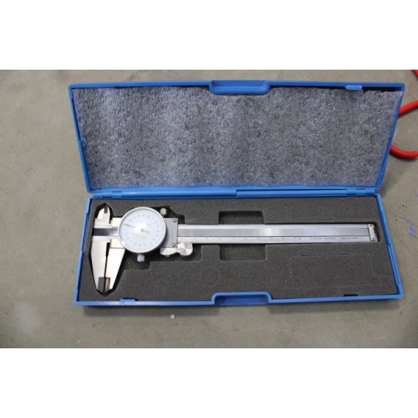Analog Metric Caliper