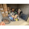 Image 3 : Unit A19 10 x 10' Abandoned Storage Locker