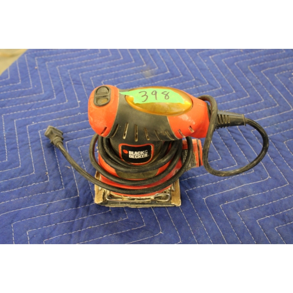 Black and Decker Palm Sander