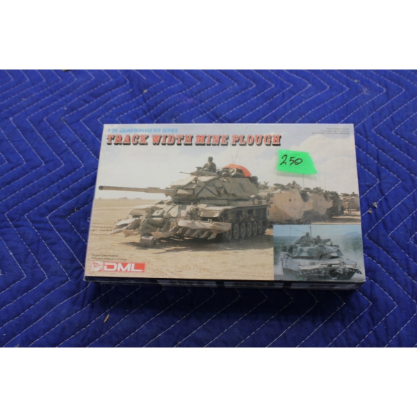 DML 1:35 Scale Military Model Set Track Width Mine Plough
