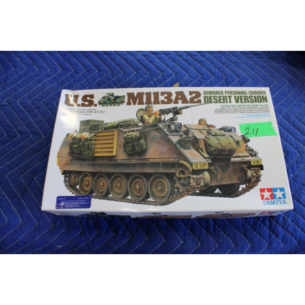 Tamiya 1:35 Scale Military Model Set  U.S. M113A2 Armoured Personnel Carrier Desert Verision