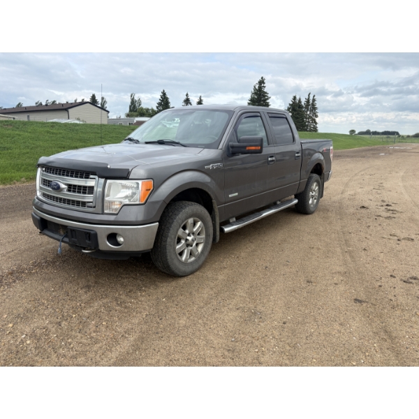 PRIVATE SELLER 2013 Ford F-150 XLT Super Crew Cab