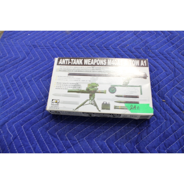 AFV Club 1:35 Scale Military Model Set Anti-Tank Weapons 