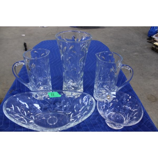 Set of Crystal Serving Ware