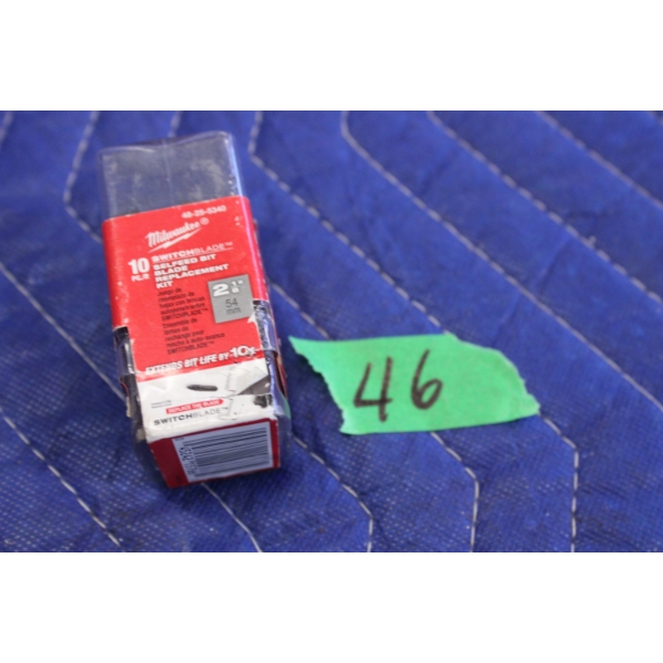Milwaukee 10-Piece Switchblade Replacement Kit â€“ 2-9/16 Inch
