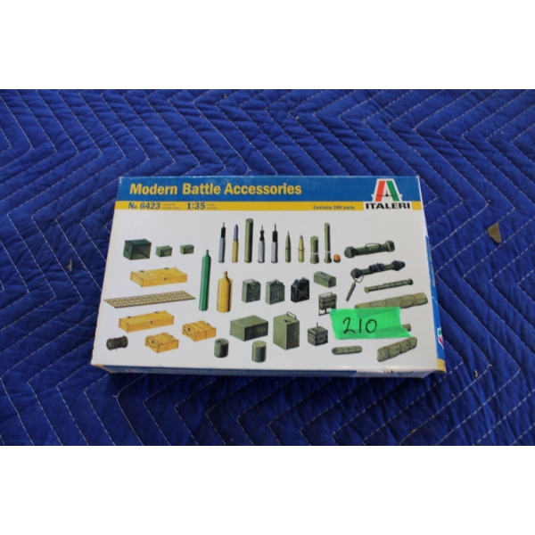 Ilaterli 1:35 Scale Military Model Set Modern Battle Accessories