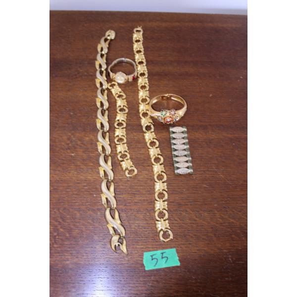 Lot of Women's Necklaces and Bracelets