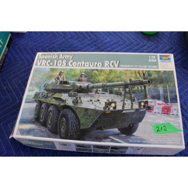 Trumpeter 1:35 Scale Military Model Set Spanish Army VRC-105 Centaro RCV Tank