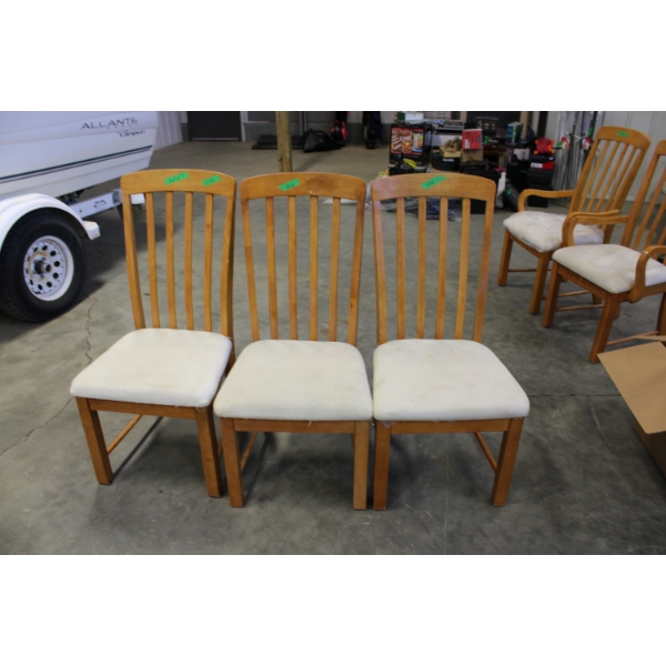 Set of three chairs